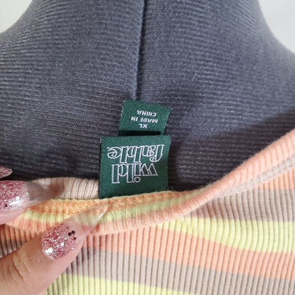 Wild fable Pastel Striped Button Down Crop Top - Picture 4 of 4